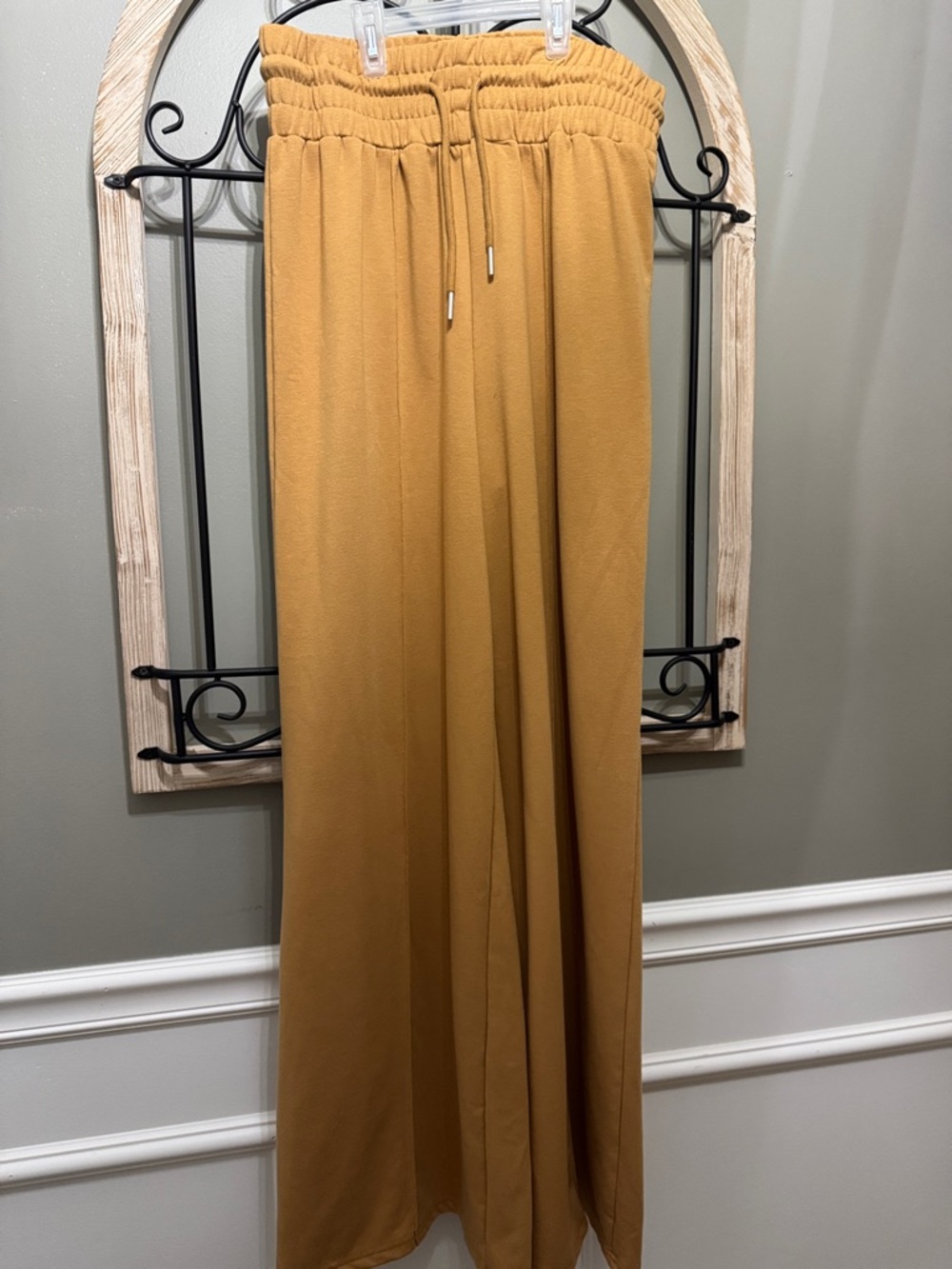 TCEC Mustard Wide-Leg Pull-On pants L